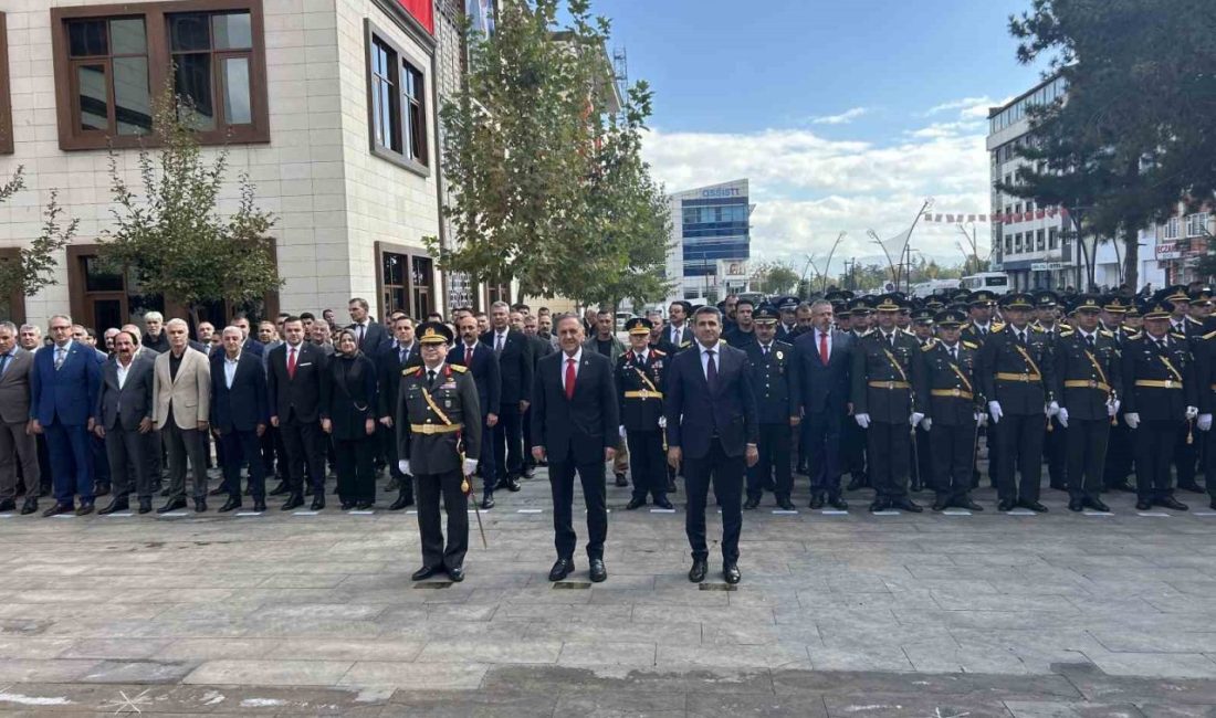 Türkiye Cumhuriyeti’nin kuruluşunun 102. yıl dönümü etkinlikleri, Bingöl’de Atatürk Anıtı’na