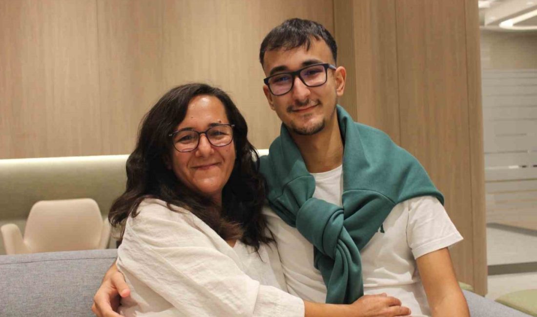 Henüz 2.5 yaşındayken kansızlık nedeniyle yapılan tetkiklerde böbrek kanallarında darlık