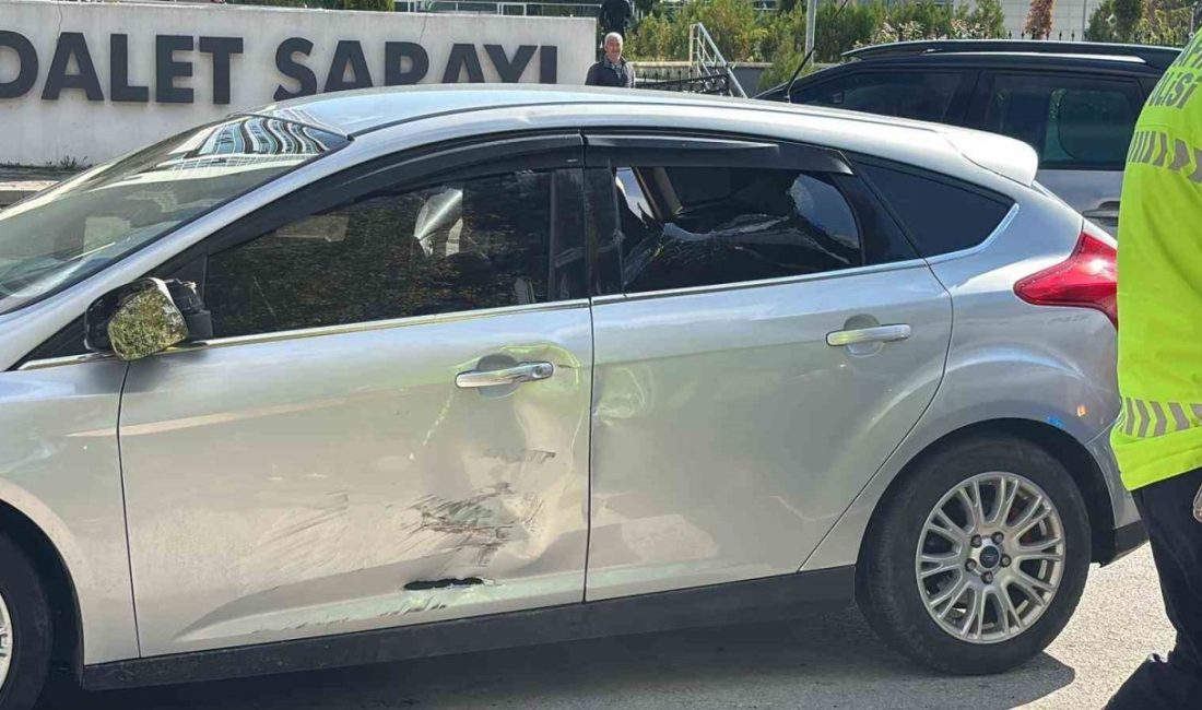 Bolu’da otomobille motosiklet çarpıştı: 1 yaralı Bolu’da ara sokağa dönüş yapmak isteyen otomobile motosiklet çarptı. Meydana