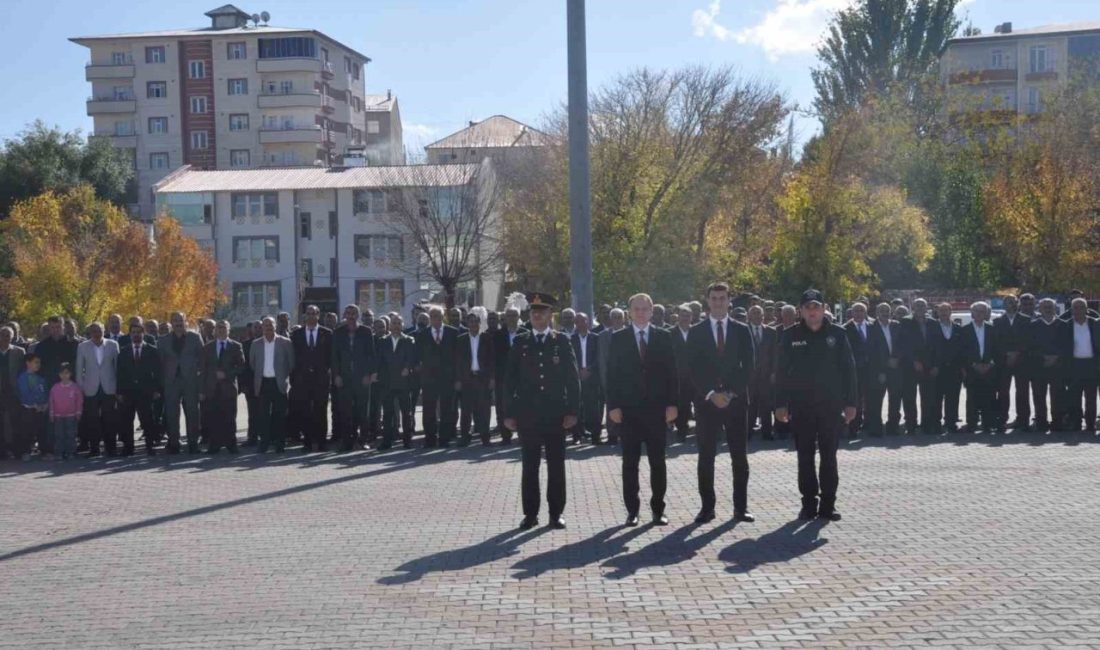 Muş’un Bulanık ilçesinde Cumhuriyetin 102. yıldönümü kutlamaları başladı. 29 Ekim