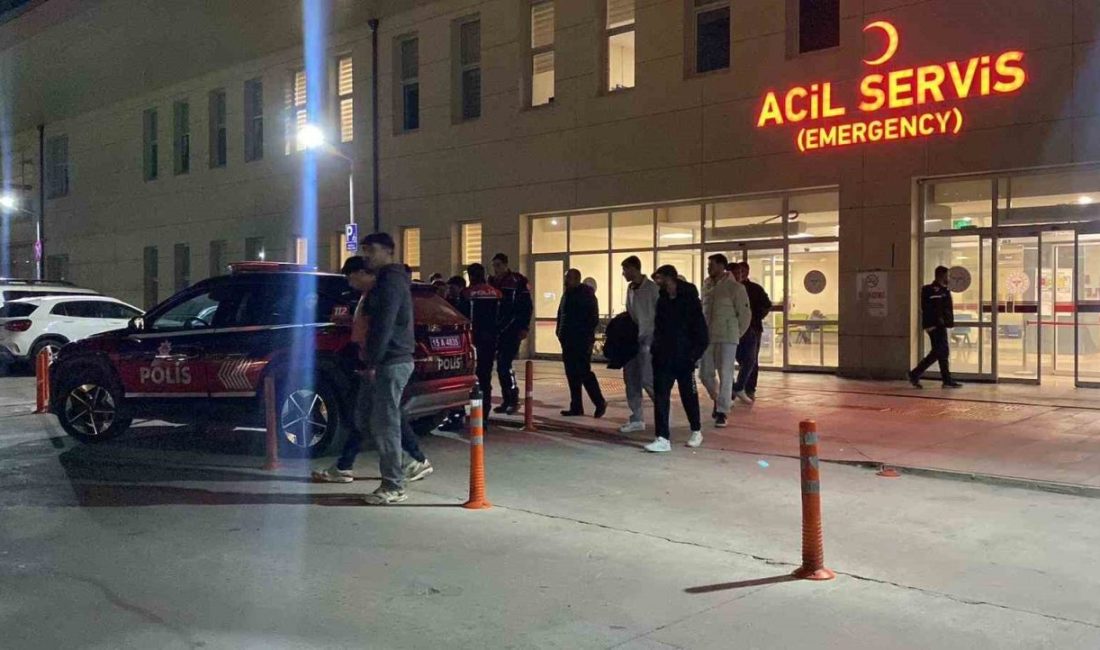 Burdur’da yaklaşık 50 üniversite öğrencisi zehirlenme şüphesiyle hastanelik oldu. Taburcu