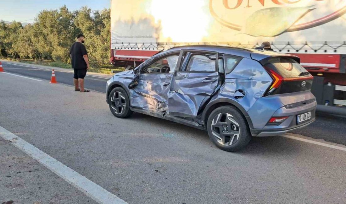 Bursa’nın Orhangazi ilçesinde meydana gelen trafik kazasında kamyon ile otomobil