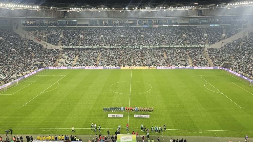 Nesine 2. Lig Kırmızı Grup’ta Bursaspor, taraftarı önünde Muş Spor’u