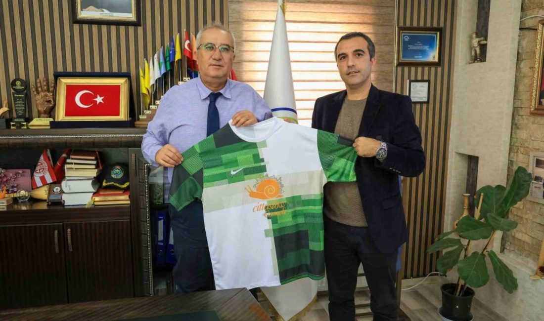 Pamukkale Üniversitesi tarafından düzenlenen Personel Futbol Turnuvasına katılacak olan Çameli