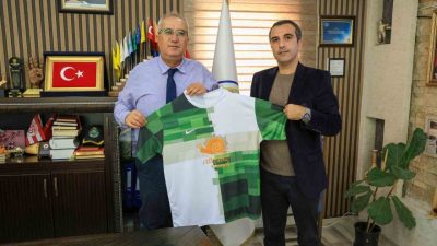 Pamukkale Üniversitesi tarafından düzenlenen Personel Futbol Turnuvasına katılacak olan Çameli