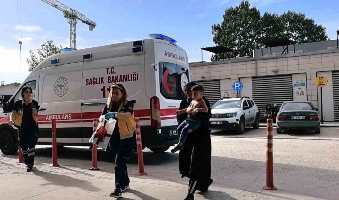 Bursa’nın İnegöl ilçesinde, çaydanlıktan üzerine kaynar su dökülen 2 yaşındaki