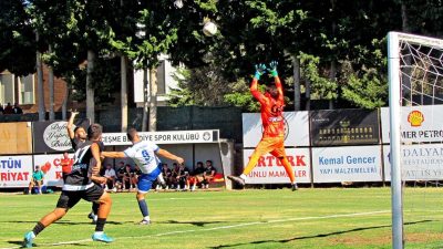 İzmir Süper Amatör Lig E Grubu’nun 2. haftasında Çeşme Belediyespor,