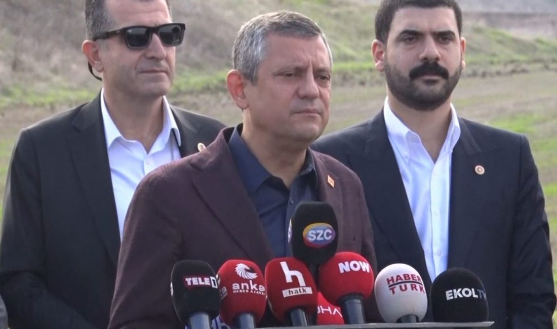 Cumhuriyet Halk Partisi (CHP) Genel Başkanı Özgür Özel, eski Hatay