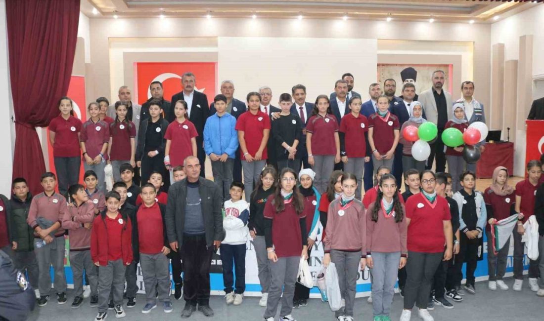 Cihanbeyli’de “Gazze Davası” programı Konya’nın Cihanbeyli ilçesinde, Cihanbeyli İmam Hatip Ortaokulu tarafından “Gazze Davası”