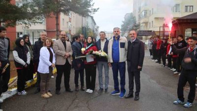 Çin’in Emeishan kentinde düzenlenen 10. Wushu Kung-Fu Dünya Şampiyonası’nda 2