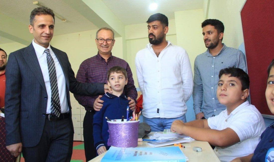 Şırnak’ın Cizre İlçe Milli Eğitim Şube Müdürü Mevlüt Gayirinal, Nuh