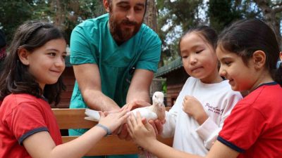 Antalya Büyükşehir Belediyesi, 4 Ekim Dünya Hayvanları Koruma Günü’ne öğrencilere