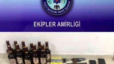 Çorum’da polis ekiplerince 117 noktada yapılan denetimlerde binlerce kişinin kimlik