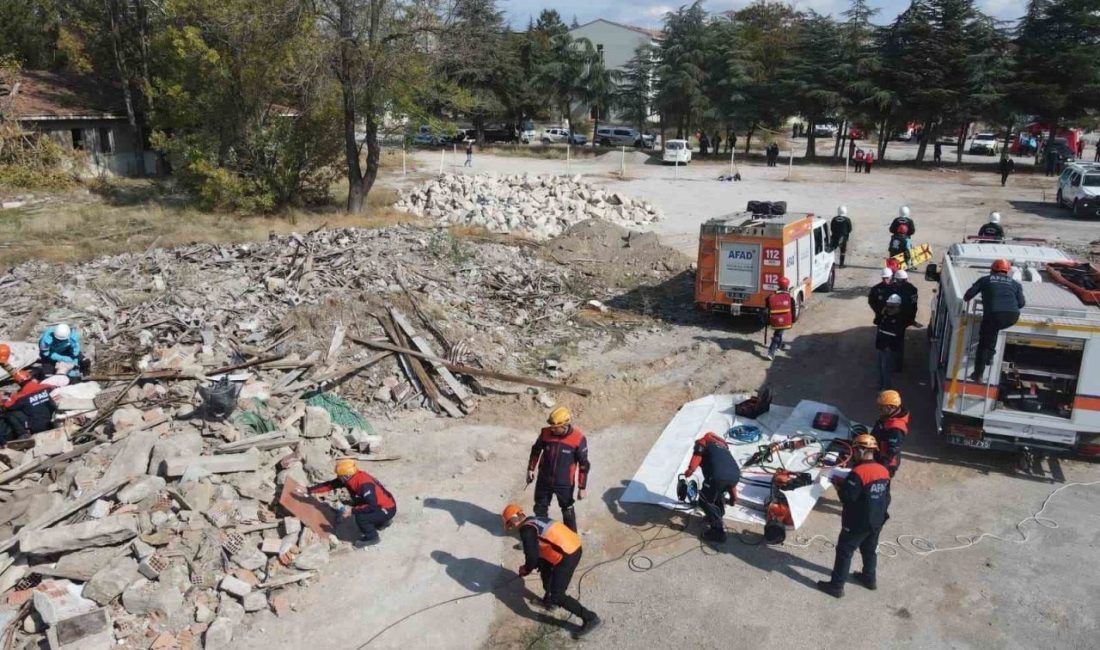 Çorum’da AFAD koordinasyonunda gerçekleştirilen “Kentsel Yangın ve Tahliye Tatbikatı” başarılı