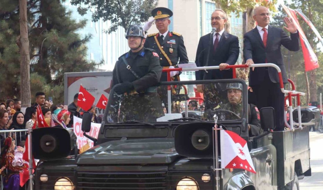 29 Ekim Cumhuriyet Bayramı’nın 102. Yıl dönümü deprem bölgesi Malatya’da