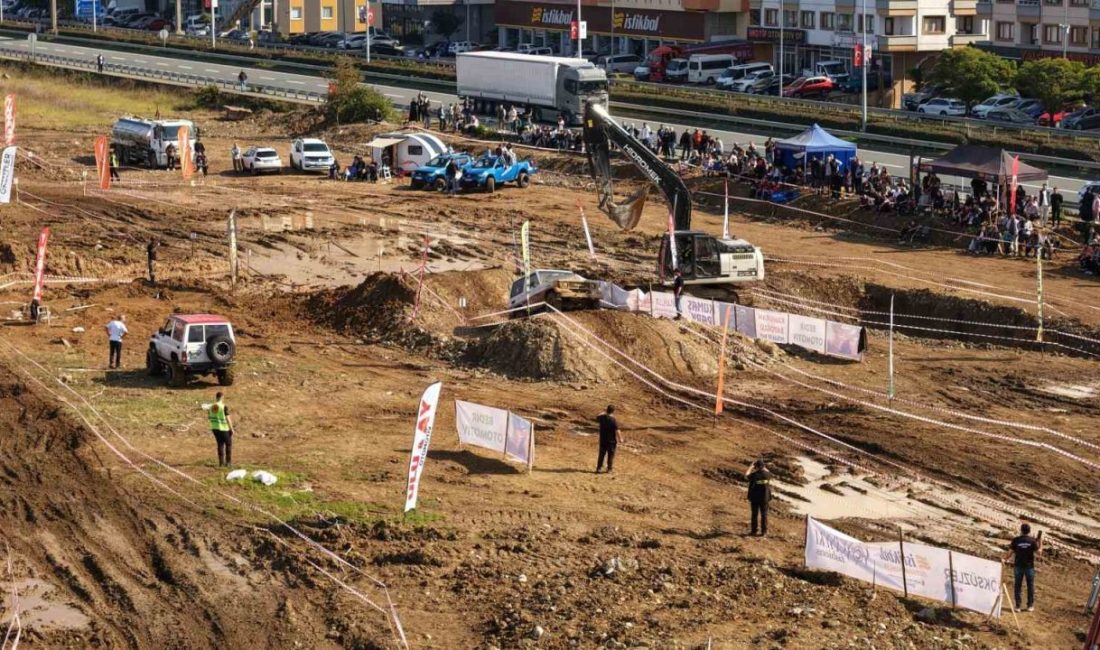 Deniz kenarında gerçekleştirilen zorlu Off-Road yarışları nefesleri kesti Trabzon’da deniz kenarında kurulan pistte gerçekleşen Off-Road Festivali nefesleri kesti.