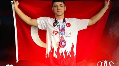 DENİZLİ (İHA) – Denizli Özel Tekden Hastanesinin sponsorluğunda Kick Boks