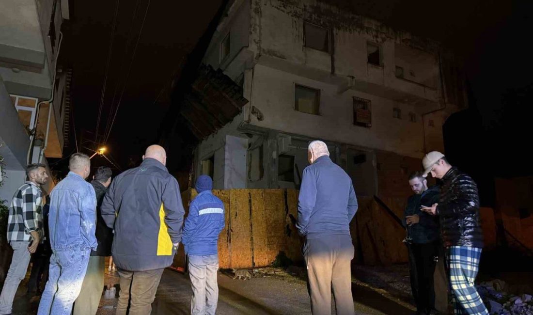 SAKARYA (İHA) – Balıkesir’in Sındırgı ilçesinde meydana gelen 6.1 büyüklüğündeki