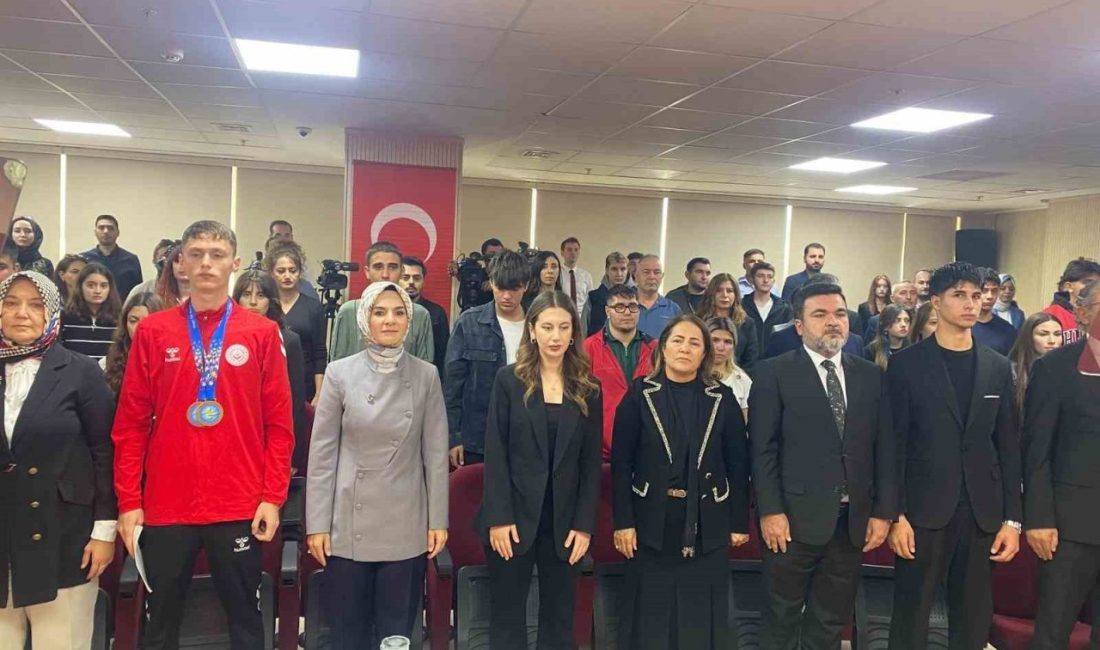 Aile ve Sosyal Hizmetler Bakanı Mahinur Özdemir Göktaş, Devlet korumasındaki