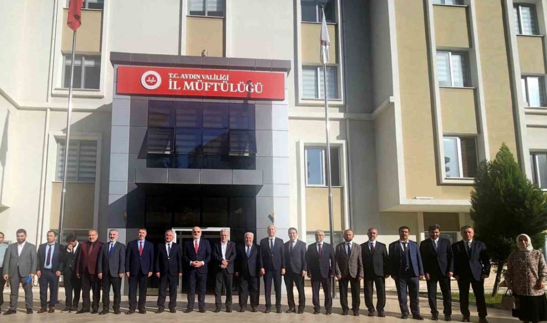 Hafızlık icazet merasimi dolayısıyla Aydın’da bulunan Diyanet İşleri Başkan Yardımcısı