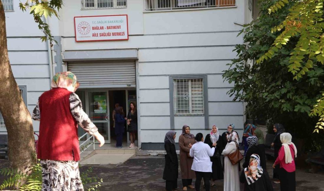 Diyarbakır’ın Bağlar ilçesinde kanser taramaları için Aile Sağlığı Merkezi’ne başvuran