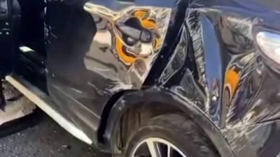 Diyarbakır’ın Kayapınar ilçesinde üç aracın karıştığı zincirleme trafik kazasında 3