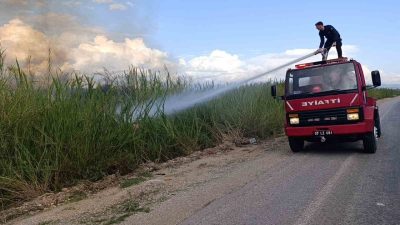 Antalya’nın Manavgat ilçesinde, çöp dökme yasağına rağmen atıkların bırakıldığı alanda