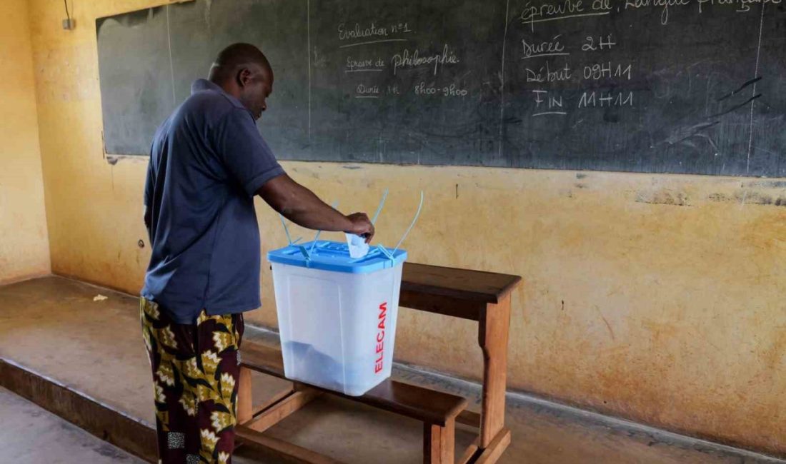 Dünyanın en yaşlı lideri Kamerun Devlet Başkanı Biya, 43 yıllık iktidarını bir dönem daha uzatabilir Dünyanın en yaşlı lideri 92 yaşındaki Kamerun Devlet Başkanı Paul