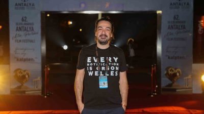 Alkan Avcıoğlu’nun, tümüyle yapay zekâ araçlarıyla yaptığı ve dünyada türünün