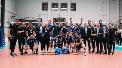 Efeler Ligi 2025-2026 sezonunun ilk haftasında Halkbank Erkek Voleybol Takımı,