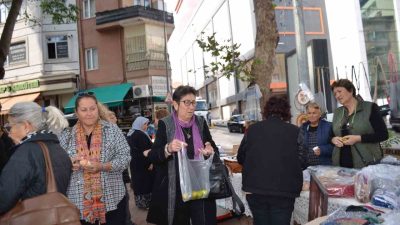 Bilecik’te sayıları 30’a ulaşan kadınlar evde hazırladık el emeği göz