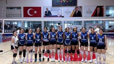 Türkiye Kadınlar Voleybol 2. Ligi’nde mücadele eden Elazığ Belediyespor Kadın