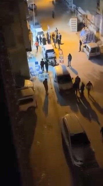 Elazığ’da bir çay ocağına pompalı tüfekle düzenlenen saldırıda şans eseri