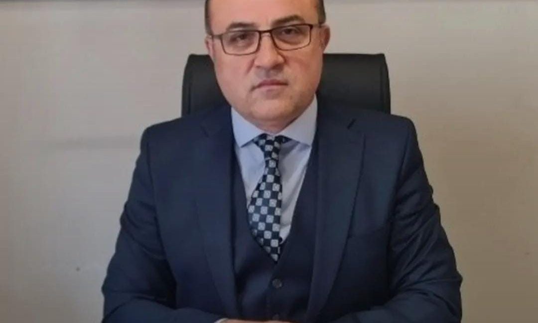 Emrullah Aydın’ın ataması Oltu’da sevinçle karşılandı Emrullah Aydın’ın Kocaeli İl Milli Eğitim Müdürü olarak atanması memleketi