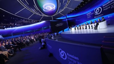 Enerji ve Tabii Kaynaklar Bakanı Alparslan Bayraktar, Rusya Enerji Haftası