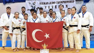 Yunusemre Belediyespor’un milli judocusu Enes Pınar, Arnavutluk’ta düzenlenen U23 Balkan