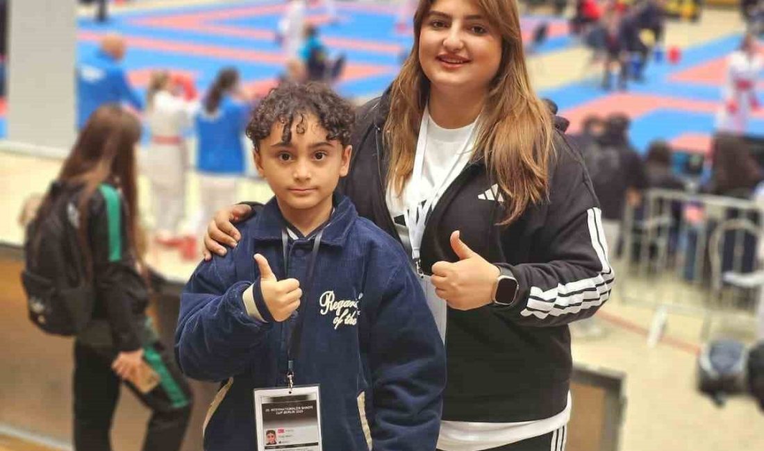 Erdem Koleji’nden uluslararası gurur Almanya’da düzenlenen prestijli Uluslararası Banzai Karate Turnuvası’nda, 25 kilo Erkekler