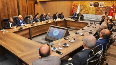 Erzincan Valisi Hamza Aydoğdu, başkanlığında düzenlenen toplantıda projeler ele alındı.