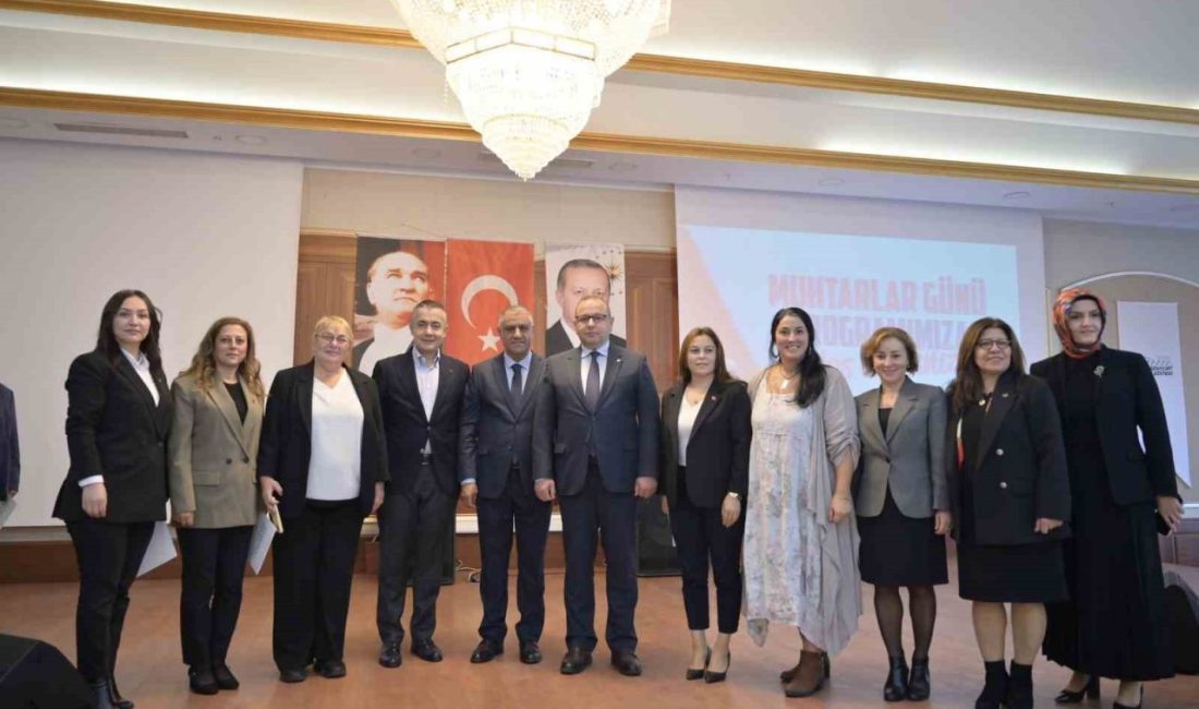 Esenyurt Başkan Vekili Can Aksoy muhtarlarla bir araya geldi Esenyurt Belediyesi, Muhtarlar Günü dolayısıyla kahvaltı programı düzenledi. Programda Esenyurt