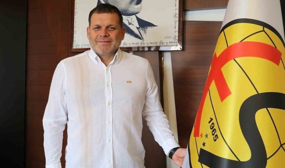 Serdar Göçerler ile yolları ayıran Eskişehirspor, teknik direktörlük görevi için