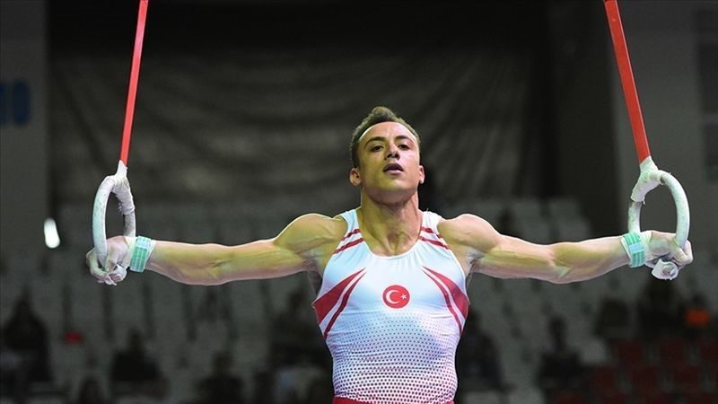 Dünya Artistik Cimnastik Şampiyonası’nda mücadele eden Ege Üniversitesi Spor Bilimleri