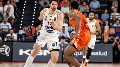 Euroleague’in 7. haftasında Fenerbahçe Beko, deplasmanda karşılaştığı Valencia Basket’e 94-79’luk