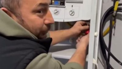 Kocaeli’nin Gebze ilçesinde çöken binada eşi ve iki çocuğuyla birlikte