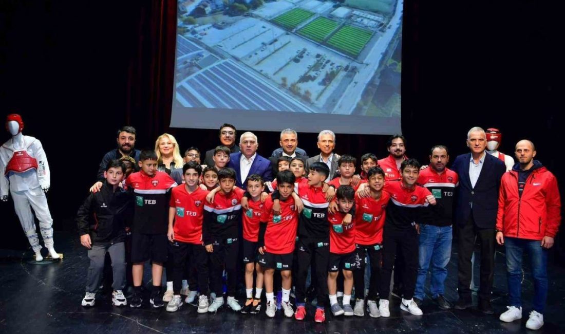 Fatih Belediyesi, ilçede faaliyet gösteren amatör spor kulüplerine destek olmak