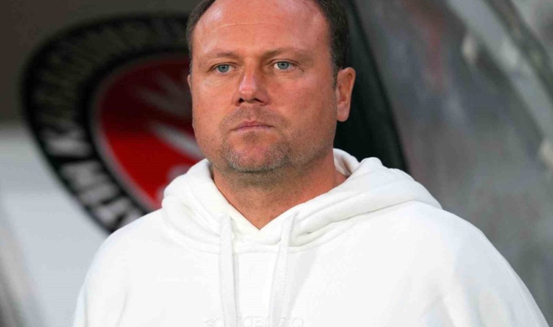 Trendyol Süper Lig ekiplerinden Fatih Karagümrük, Çek teknik direktör Marcel