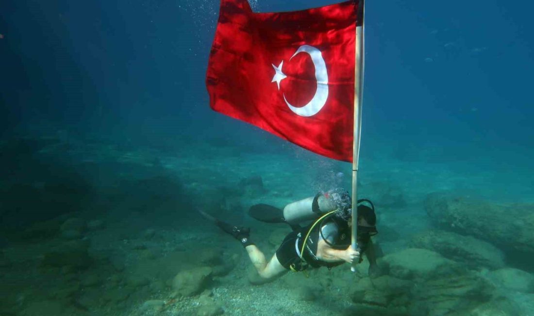 Fethiye’deki Dalış Merkezi, 29 Ekim Cumhuriyet Bayramı’nı unutulmaz bir şekilde