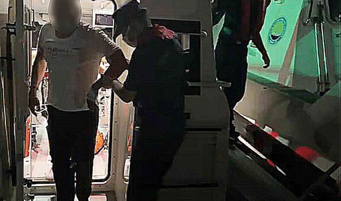 Fethiye’de ticari yatta rahatsızlanan vatandaşa Sahil Güvenlikten tıbbi tahliye Muğla’nın Fethiye ilçesi açıklarında seyreden ticari yatta rahatsızlanan vatandaş Sahil