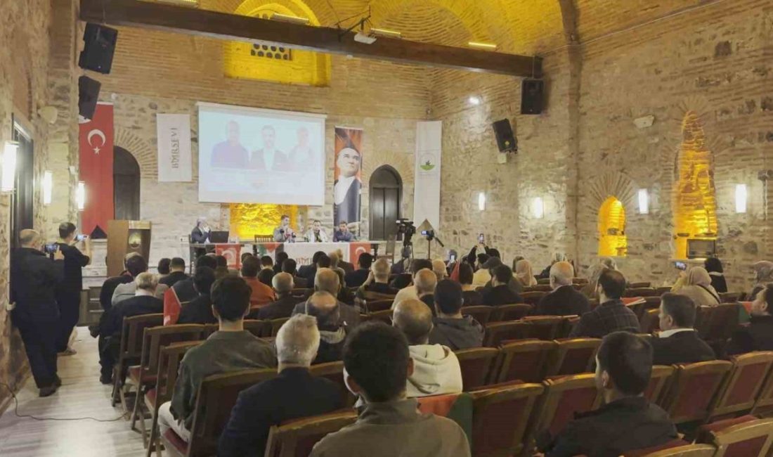 Filistin Alimler Birliği Başkanı Dr. Takruri: “Eğer o temiz toprağı zalimlerin elinden kurtarmak istiyorsak hepimizin görevi mücadele etmektir” Bursa’da düzenlenen “İnsanlığın vicdanı Sumud Filosu ve Filistin” programına katılan