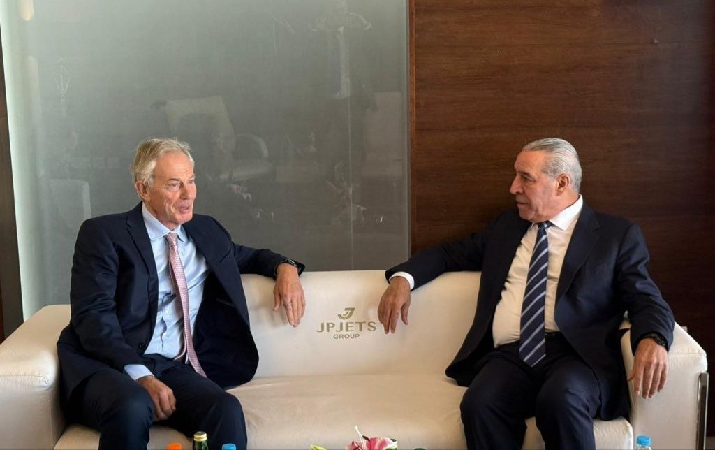 Filistin Devlet Başkanı Yardımcısı Al-Sheikh, İngiltere’nin eski Başbakanı Blair ile bir araya geldi Filistin Devlet Başkanı Yardımcısı Hussein Al-Sheikh, İngiltere’nin eski Başbakanı Tony