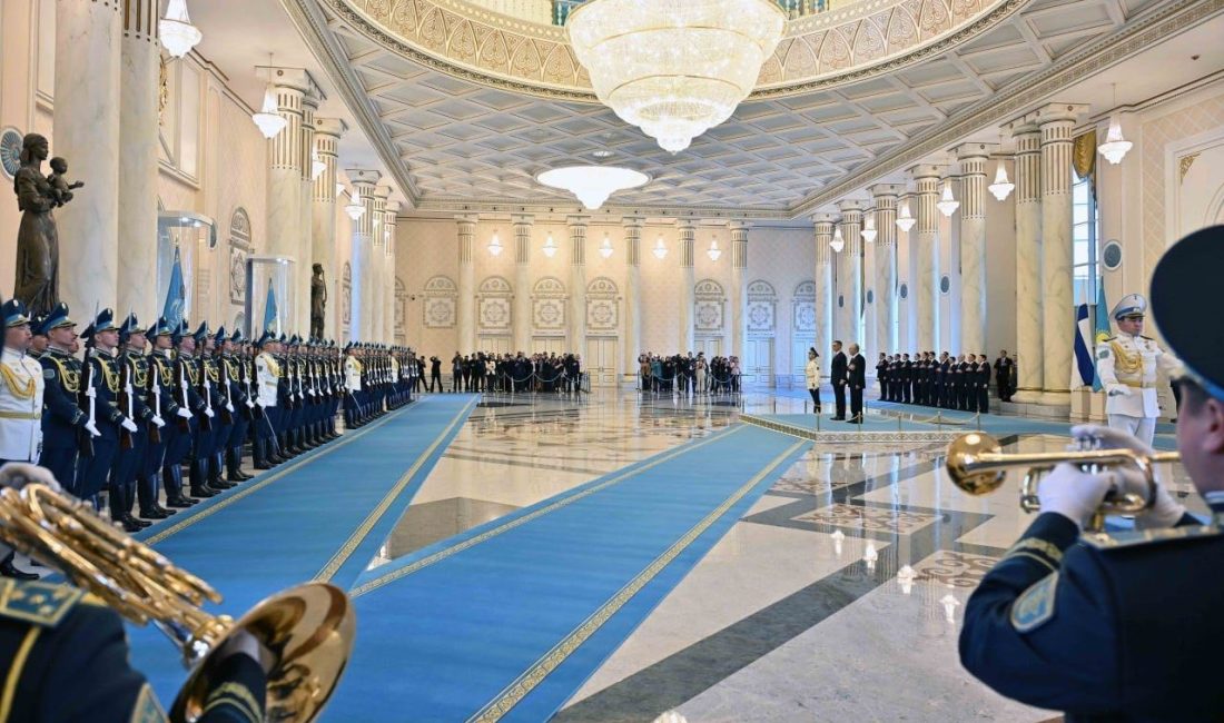 Finlandiya Cumhurbaşkanı Alexander Stubb, resmi ziyaret için geldiği Kazakistan’ın başkenti